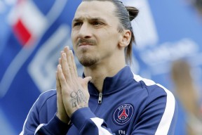 开云体育-欧冠半决赛焦点战，秘鲁战术压制乌克兰，南美风暴席卷欧洲之巅