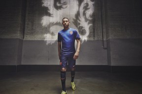 开云体育下载-当奇才不再是队名，爱德华兹在抢七夜的权力交接