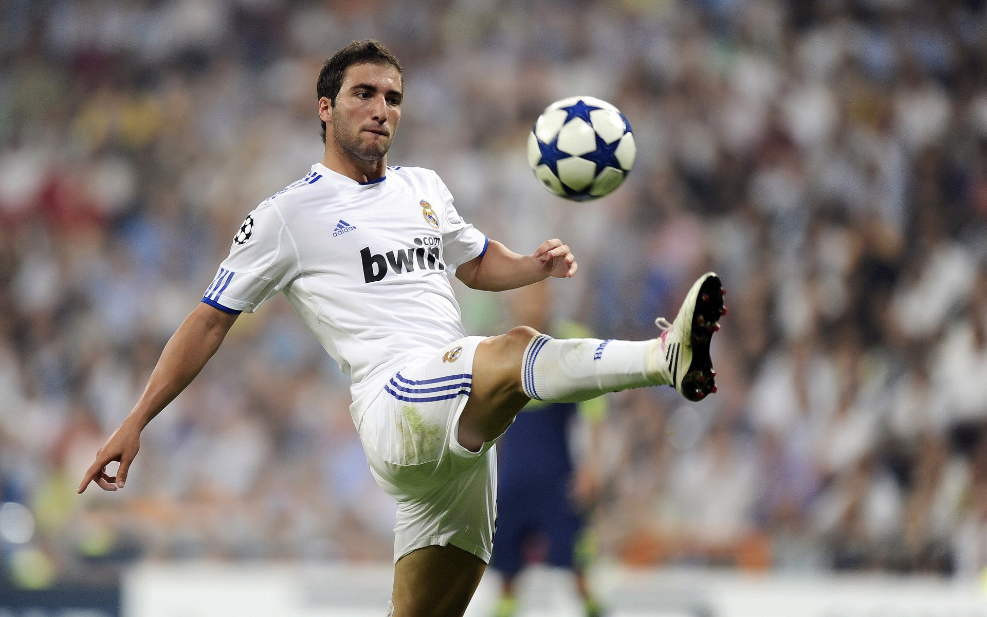 瑞典鏖战法国，罗德里戈在欧冠半决赛接管比赛，足球世界的冰与火之歌